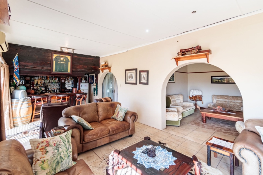 4 Bedroom Property for Sale in Kruisrivier Eastern Cape